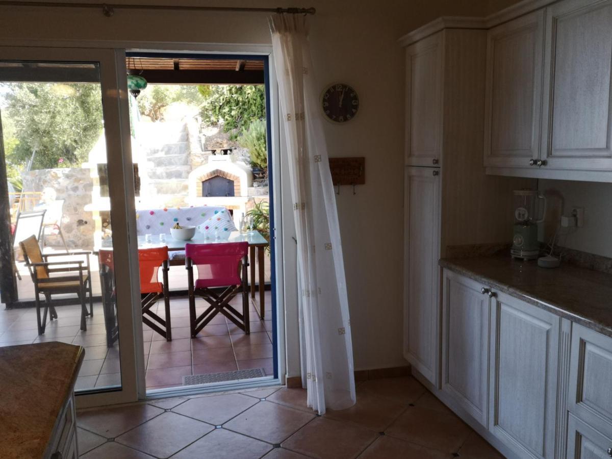 Villa Lir Tholos  Luaran gambar
